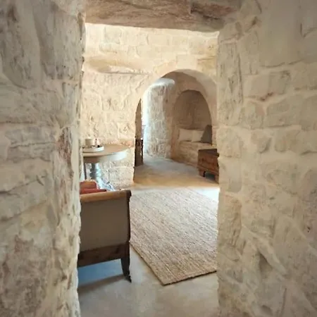 Villa Trullo Elaia - Dimora Di Charme In Valle D'itria Con Piscina